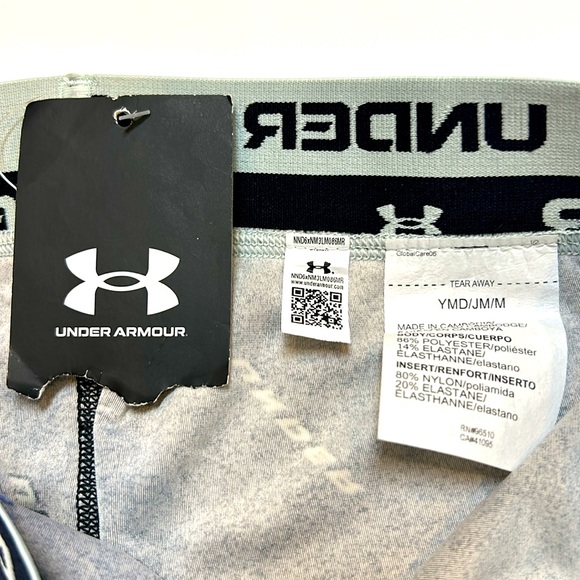 Under Armour Kids Cropped Gym Pants Youth Medium Black Summer Play Exercise Run - Picture 3 of 7